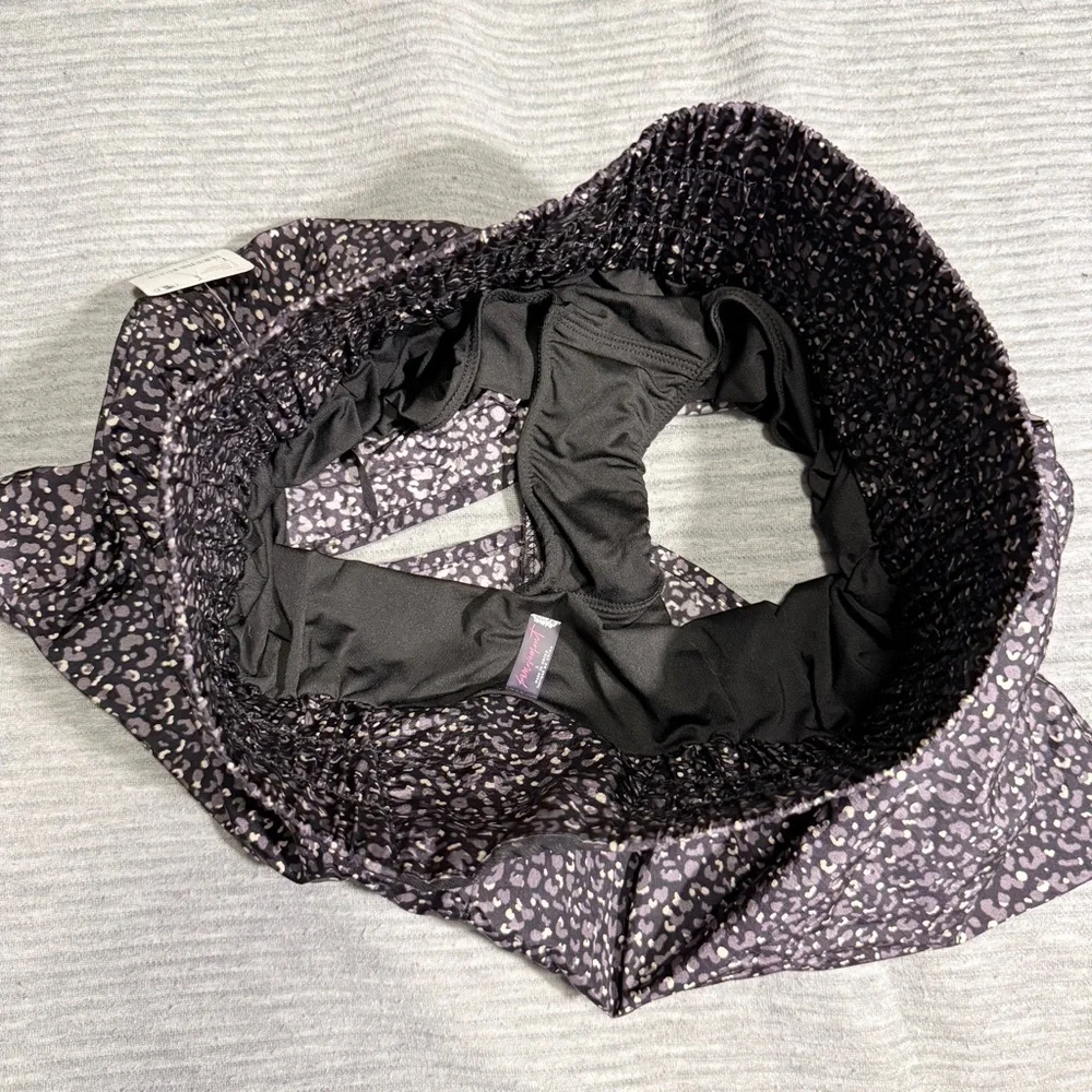 Free People Movement Leopard Print The Way Home Shorts NWT Size Large - Picture 8 of 9